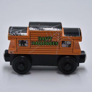 Thomas & Friends Wooden Railway Happy Halloween Haunted Caboose Train Car 2003